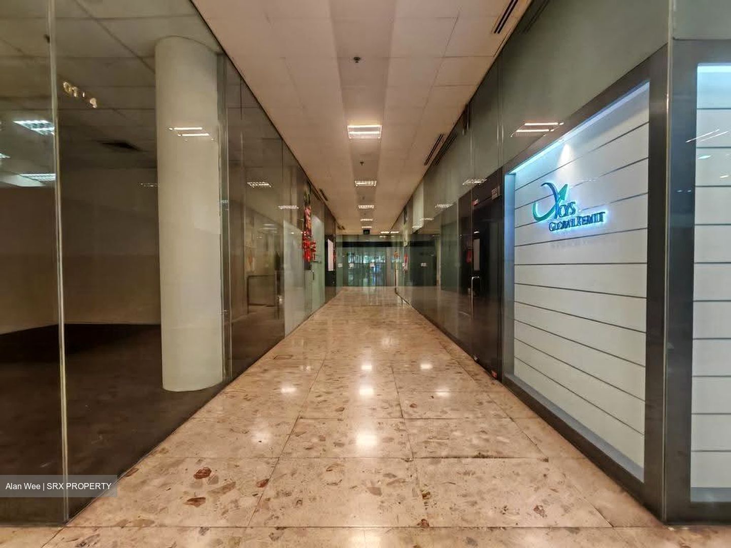 Concorde Shopping Centre (D3), Retail #614445781